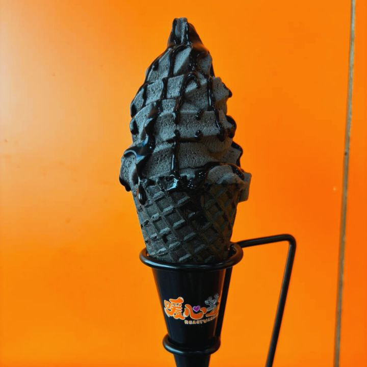 heartwarming sesame: black sesame ice cream best things Team Sassy ate in 2025