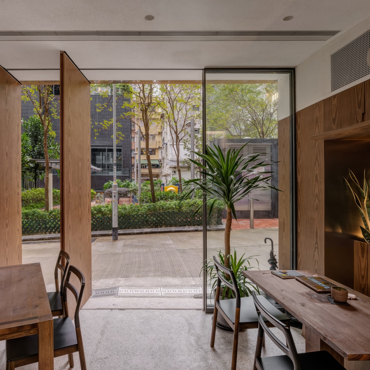 rootdown cafe, best coffee shops in hong kong, sheung wan