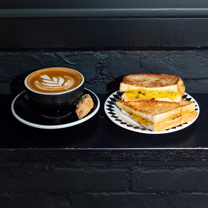 coffee and toasties at Winstons; sai ying pun cafes, winstons coffee