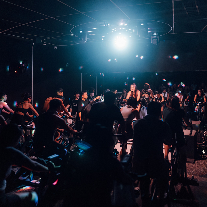 full spin class by focus cycle in tsim sha tsui kowloon hong kong, best spinning classes in hk